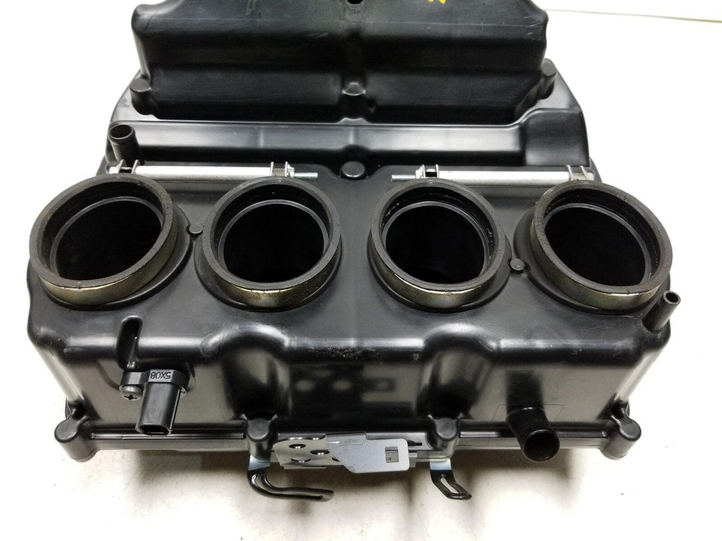 2015-2018 Kawasaki Klz1000 Versys 1000 Air Box Cleaner Filter Housing OEM