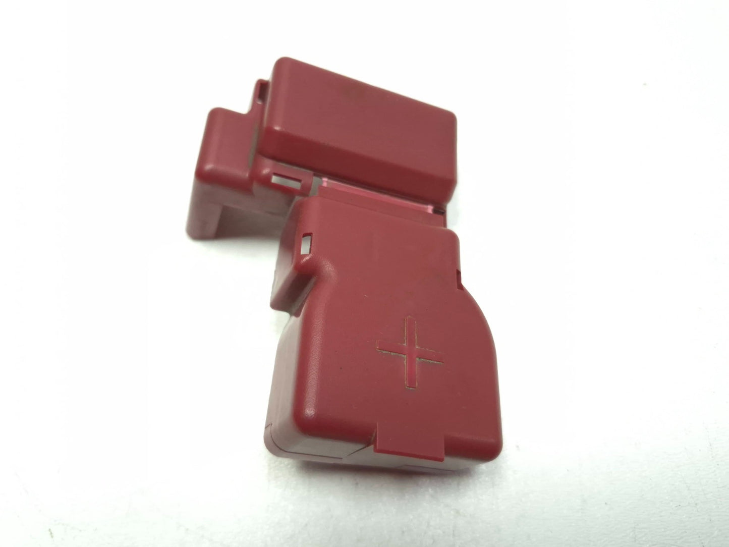 2011 Nissan Juke Battery Terminal Positive W/ Cover OEM