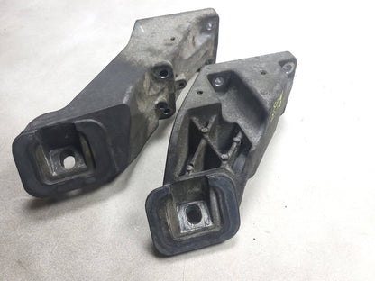 2007 Range Rover 4.2l Engine Motor Mount Bracket Left & Right Pair OEM