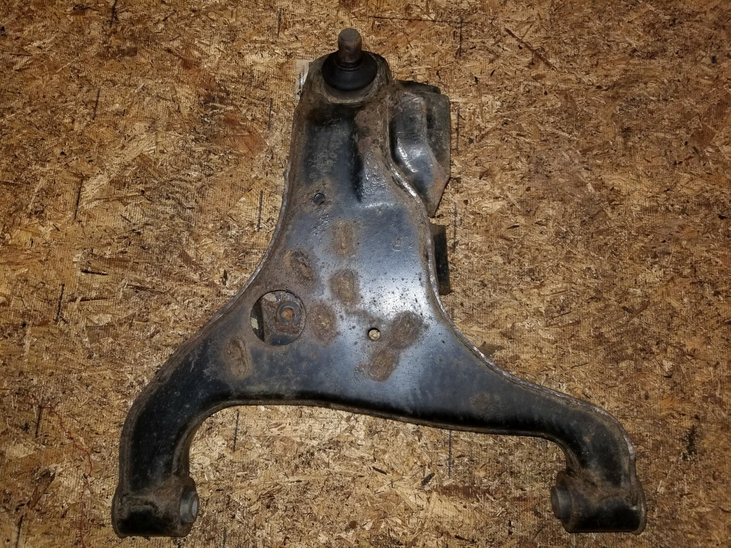 2007 Infiniti Qx56 Front Lower Control Arm Front Passenger Side Right OEM