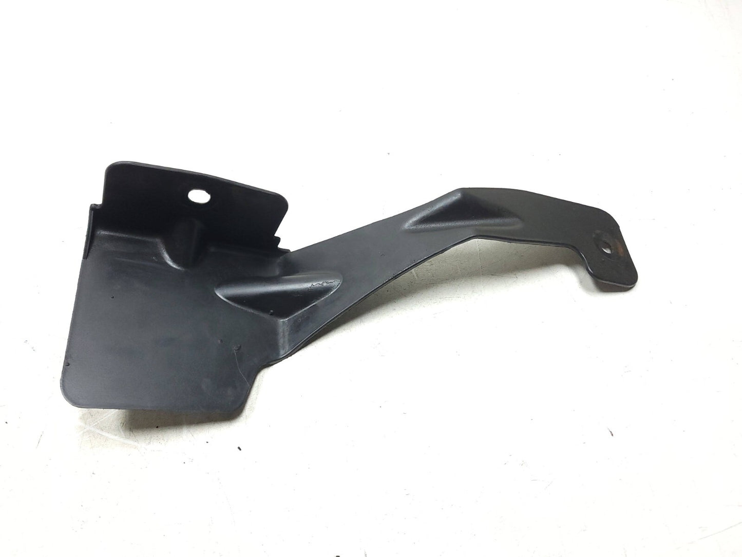 2010 - 2014 Chevrolet Suburban Engine Lower Splash Shield Left & Right OEM