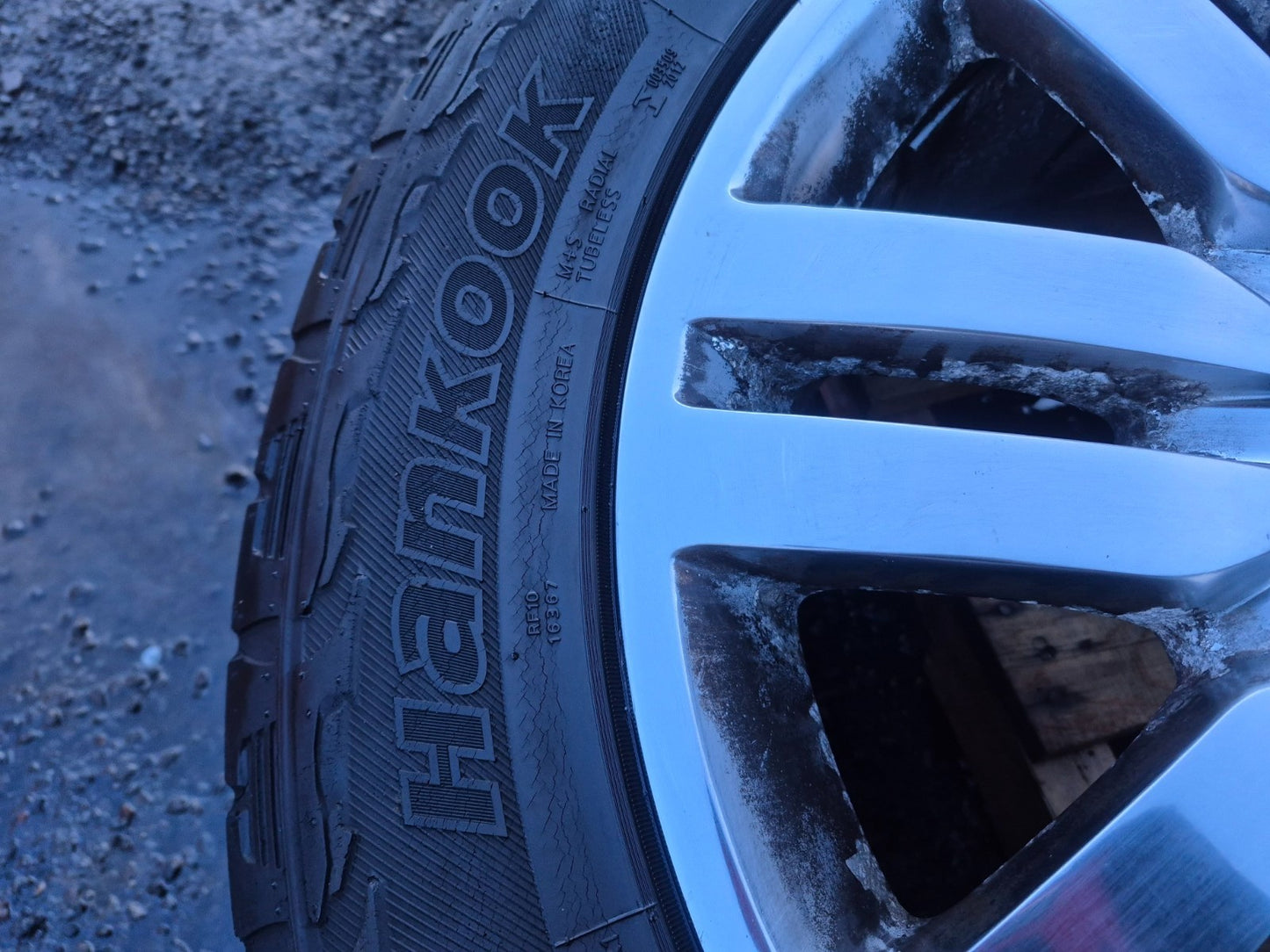 2008 Lincoln Navigator L Wheel Rim W/tire Hankook 275/55 R20 6/32 4 Pcs OEM