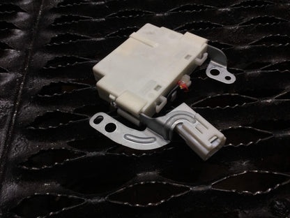 04 05 06 07 08 09 Toyota Prius Smart Key Indoor Oscillator 89992-47030  Oem.