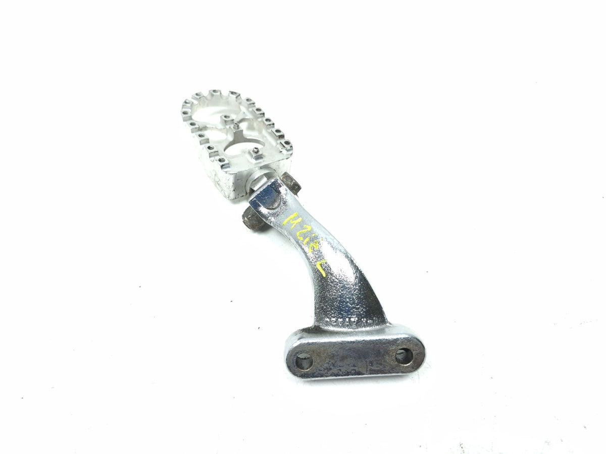 1991 - 2003 Harley Sportster Xl1200 Xl883 Front Left Foot Peg & Bracket