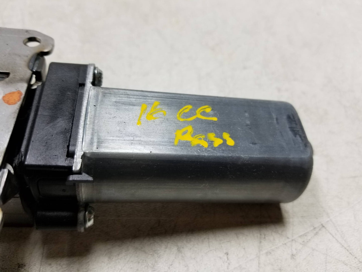 2016 Volkswagen Cc Front Seat Motor Passenger Right 3pcs OEM