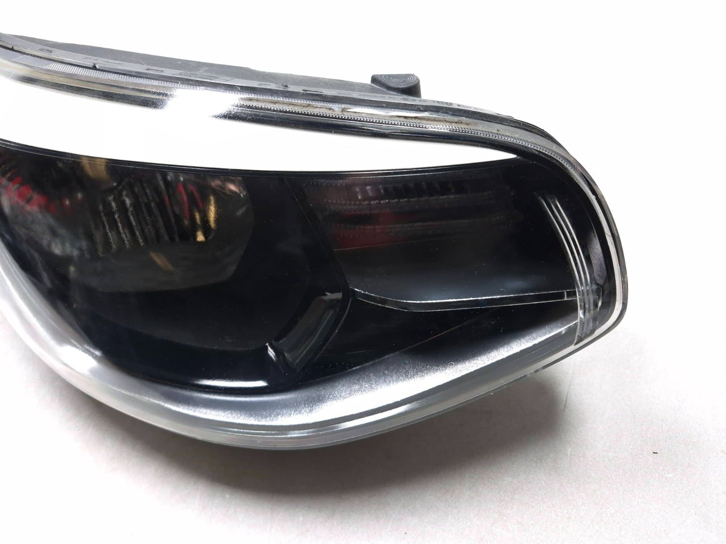 2015 Kia Soul Headlight Passenger Side Right OEM