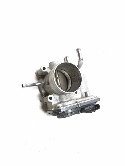 2014 Hyundai Accent 1.6l Throttle Body OEM 35100-2b300