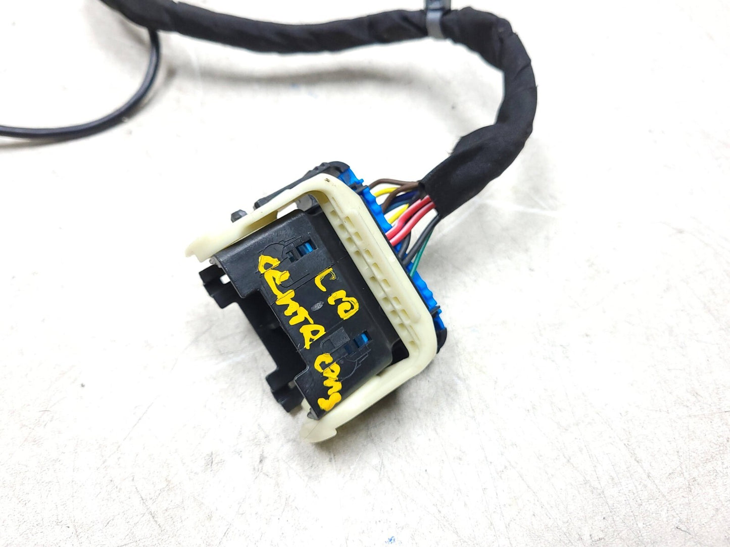 2010- 2014 Chevrolet Suburban Сenter Сonsole Wire Harness OEM