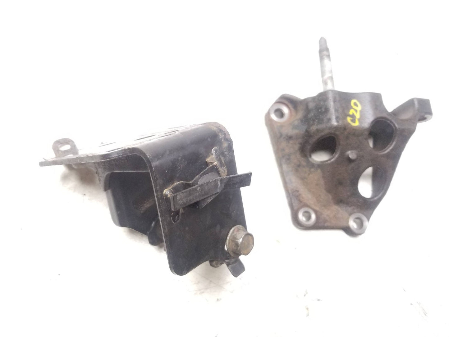 2011 Scion Tc Engine Mount Bracket 2pcs OEM