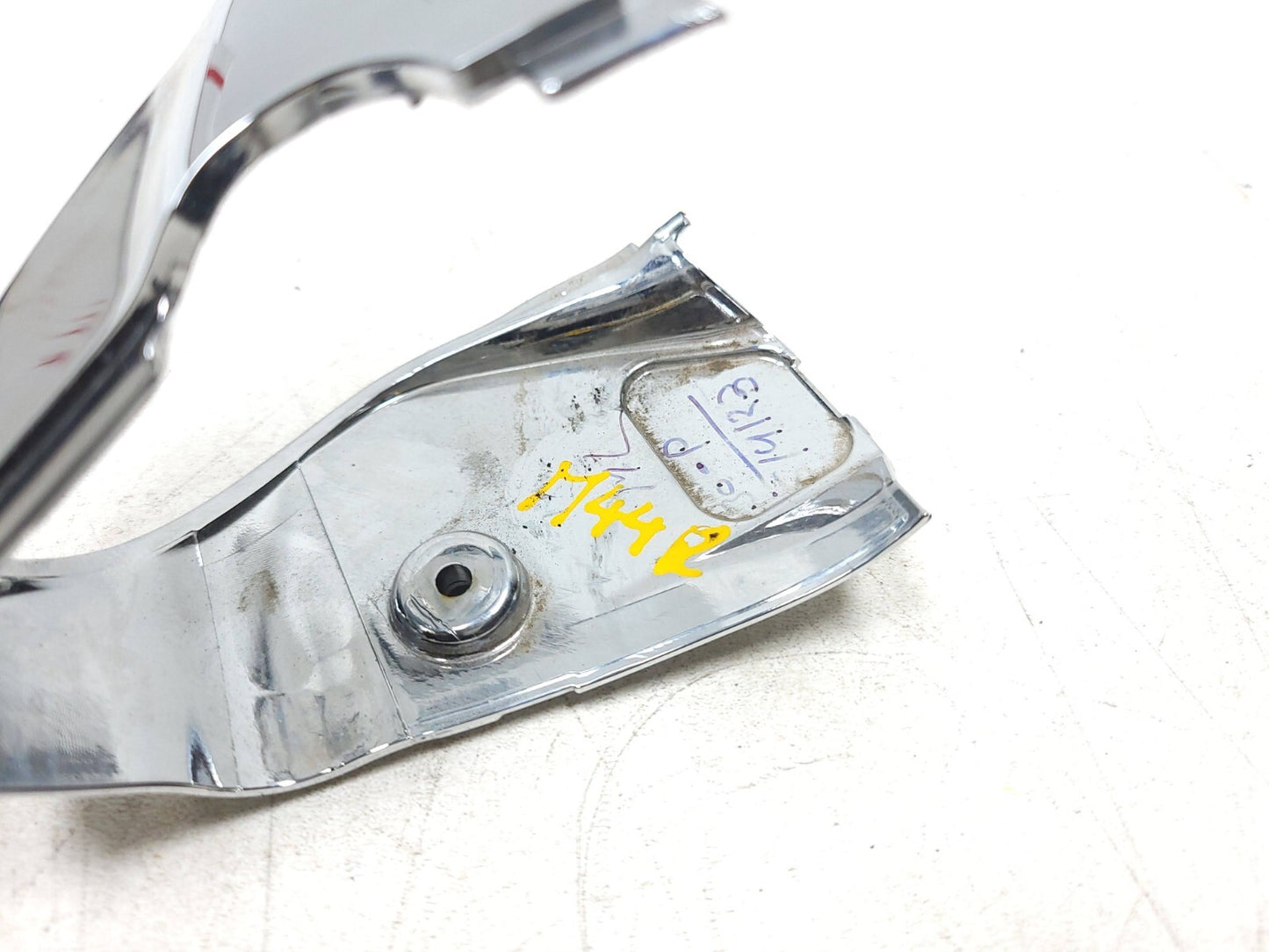 2016 - 2023 Vespa Primavera 150 Rear Turn Signal Chrome Cover Fairing 3pcs OEM