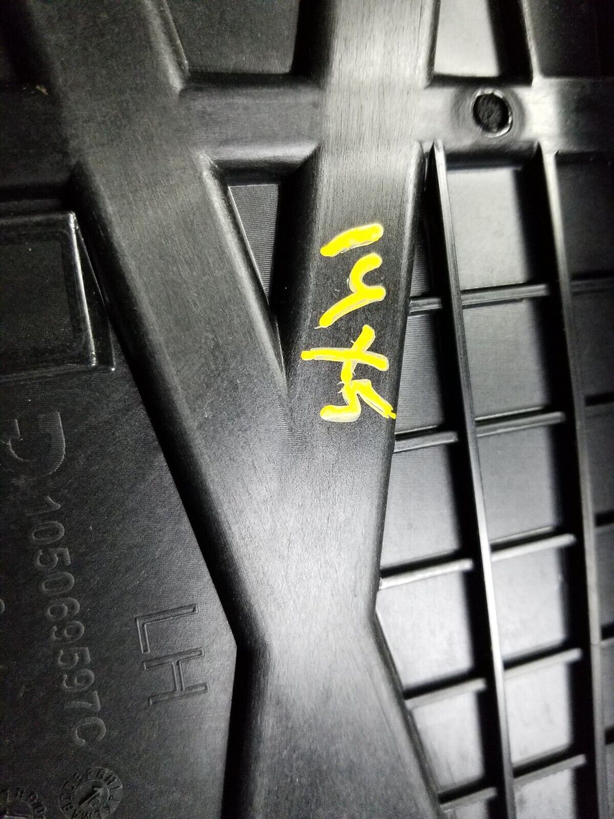 14-18 BMW X5 F15 Armrest Center Console 105069597c OEM 89k Miles✅ Dakota