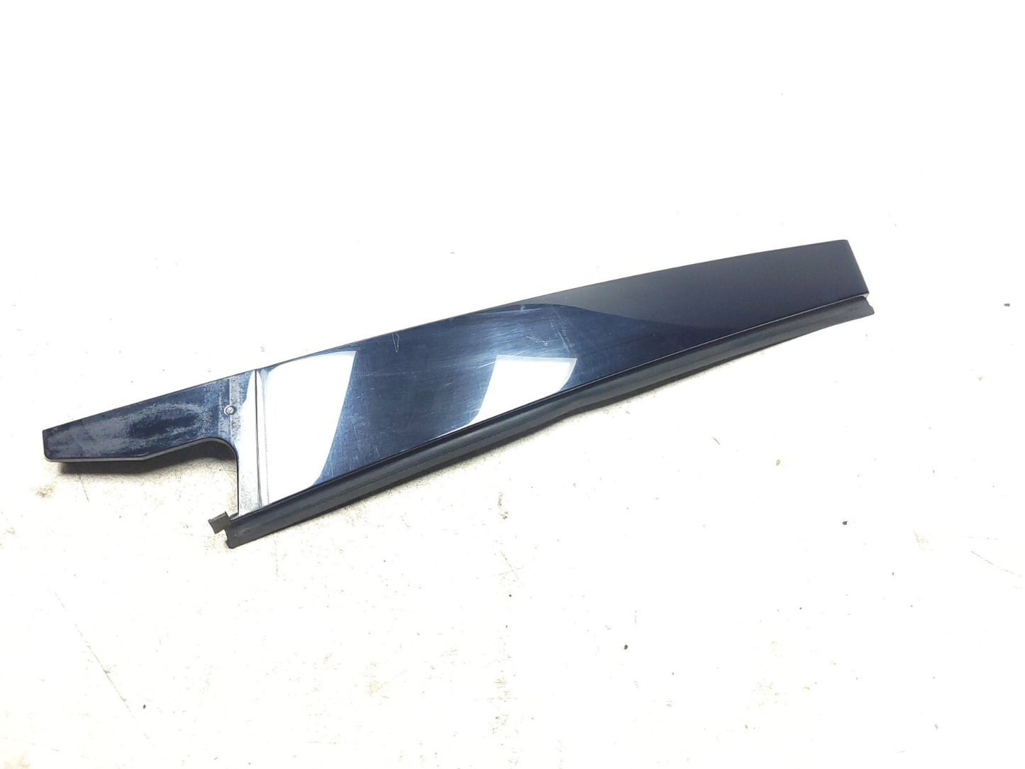 2009 Audi A4 S4 Sedan Door Window Frame Trim Rear Passenger Side Right OEM