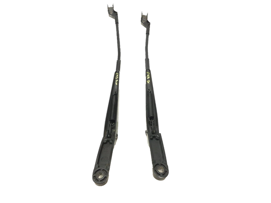 2011 Volkswagen Tiguan Windshield Wiper Arm Pair OEM