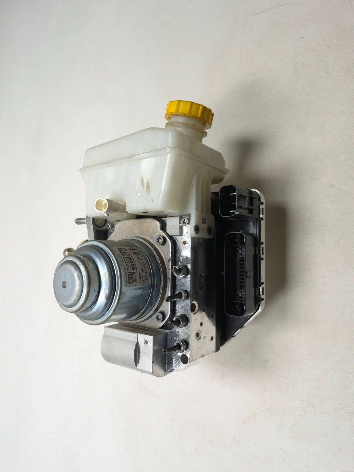 2024 Alfa Romeo Stelvio Power Brake Booster W/ Master Cylinder OEM
