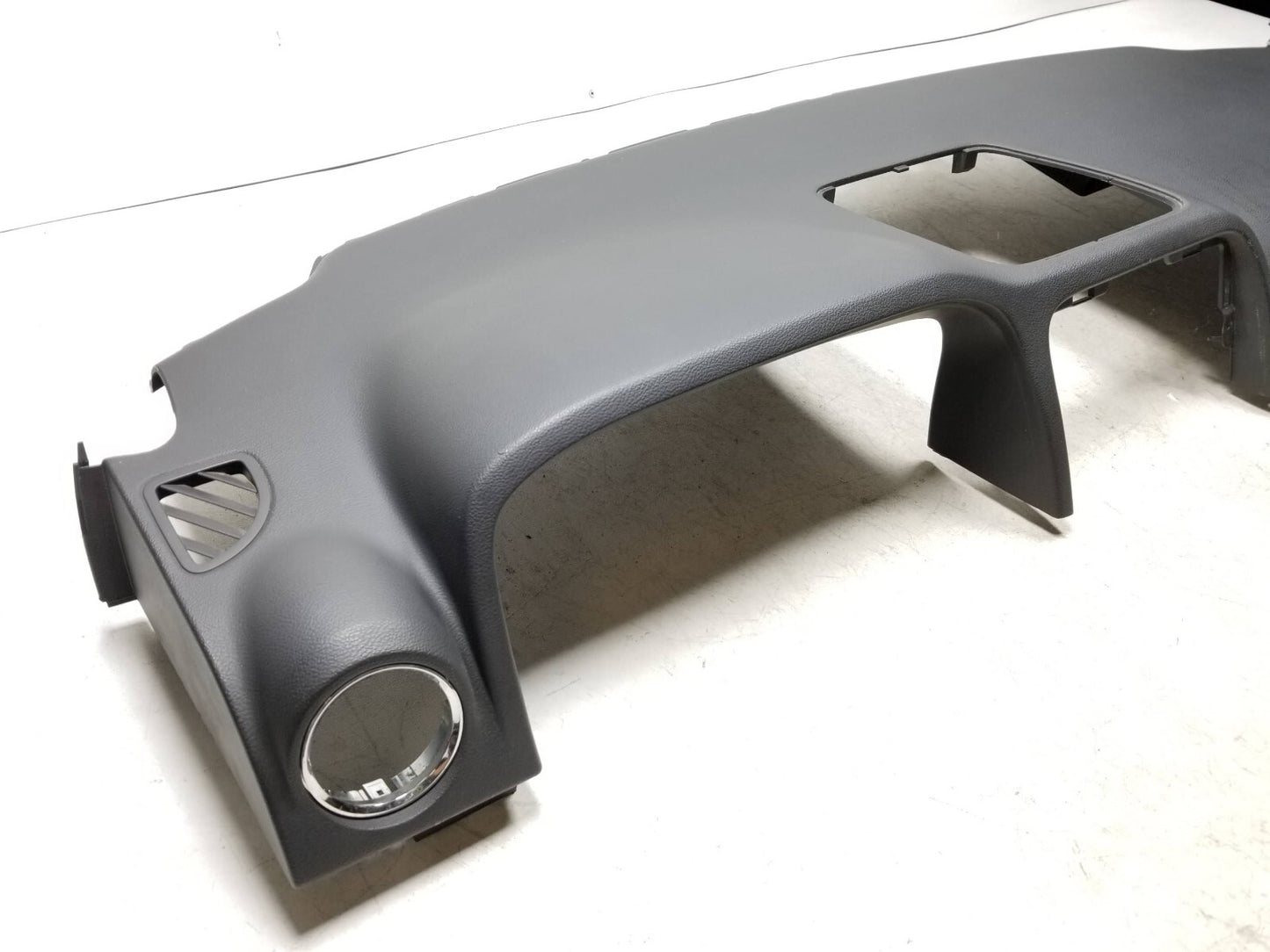 2010 - 2011 Dodge Caliber Sxt Cover Instrument Panel OEM