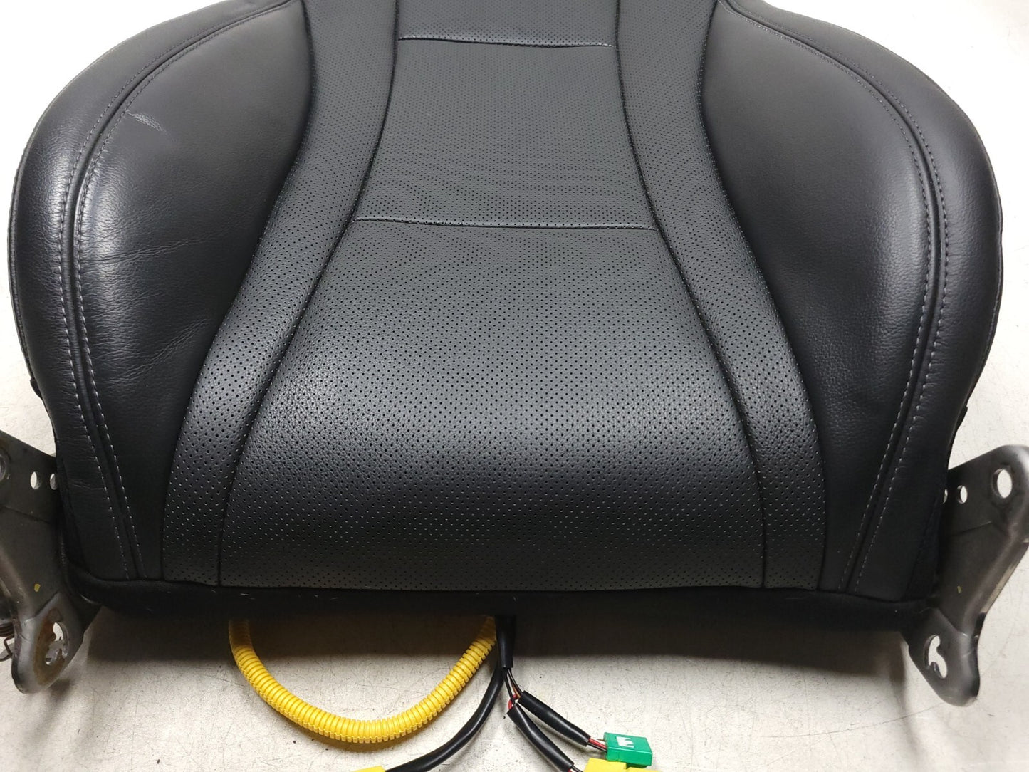 2014 Hyundai Elantra Front Passenger Seat Backrest Upper Cushion OEM