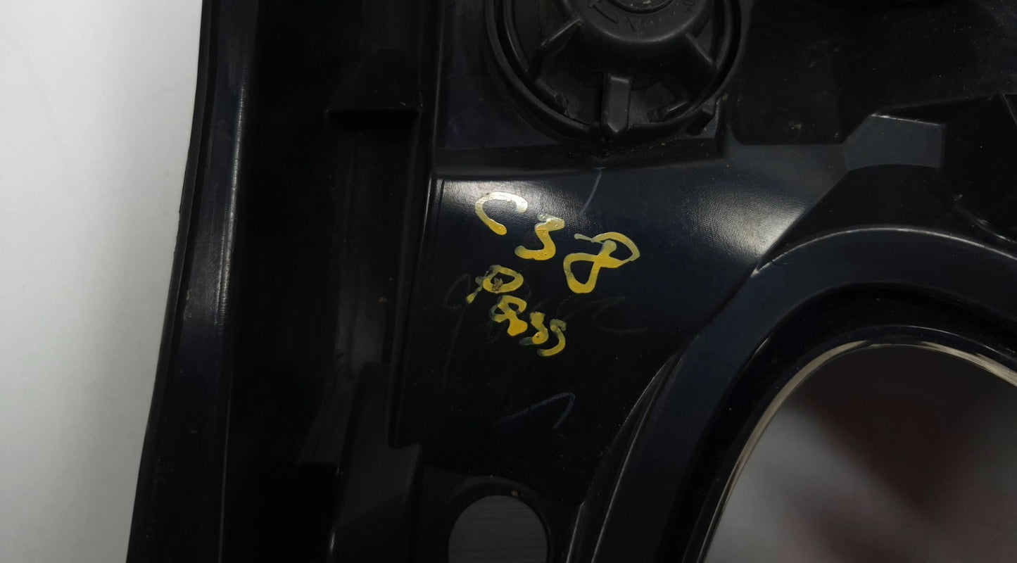 2015 Nissan Juke Tail Light Left & Right Pair OEM