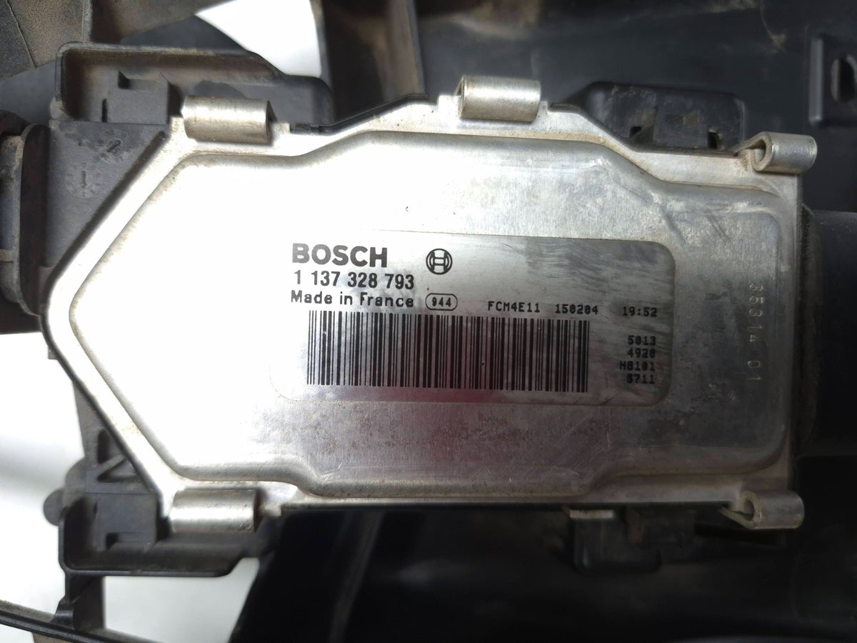 2013 Dodge Dart Radiator Cooling Fan  OEM