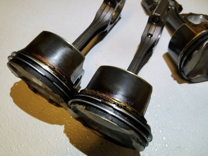 2016 Nissan Versa 1.6l Piston W/ Connecting Rod 4pcs OEM