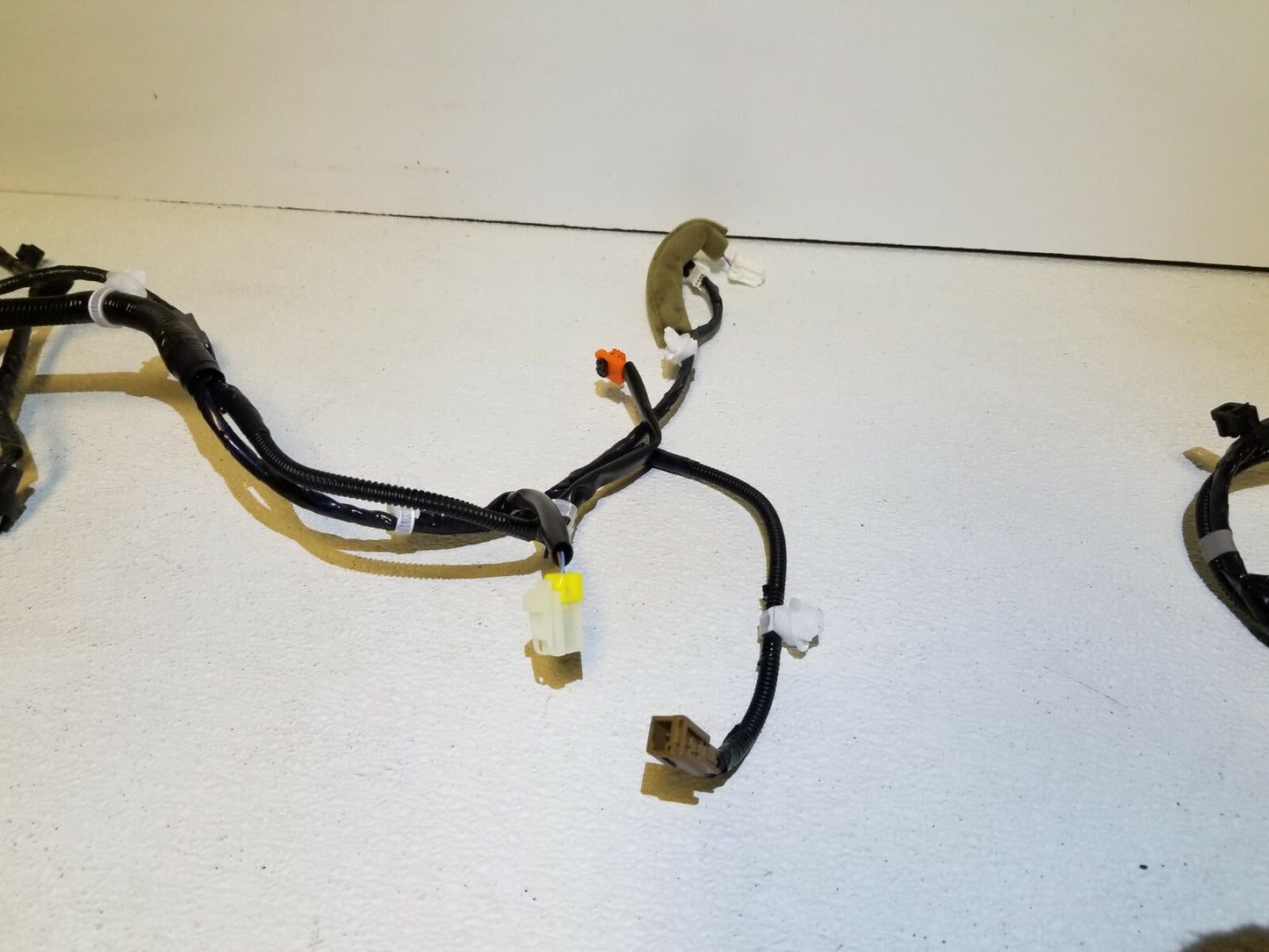 2011 Infiniti G37 Coupe Interior Wire Harness Left Driver Side OEM