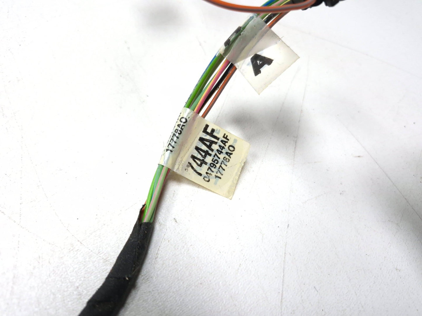 2010 Dodge Caliber Sxt Center Console Wire Harness 04795744af OEM