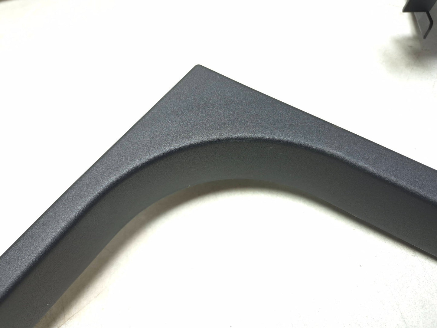 2012 Nissan Leaf Door Frame Glass Trim Front & Rear 4pcs OEM