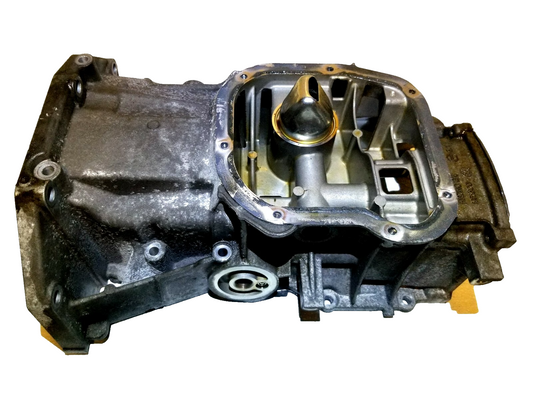 2016 Nissan Versa 1.6l Engine Upper Oil Pan OEM