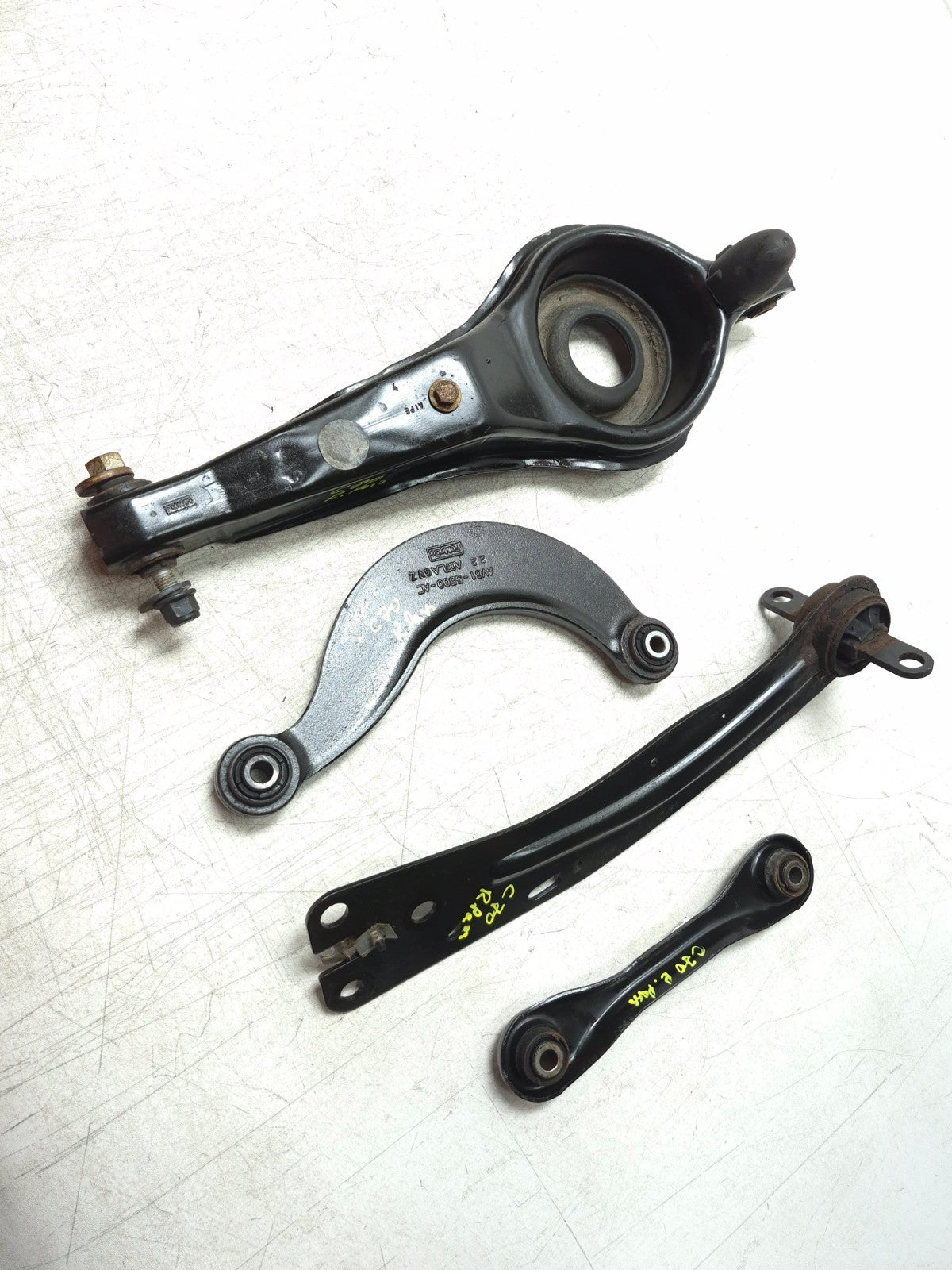 2017 Ford Focus Control Arm Rear Passenger Side Right OEM