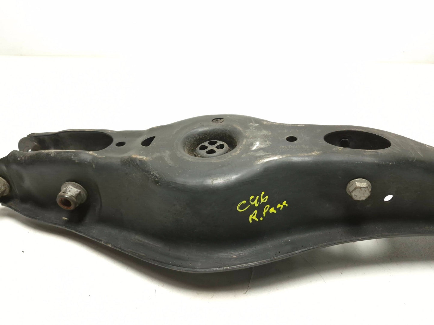 2015 Volkswagen Golf Rear Control Arm Passenger Side Right 3pcs OEM