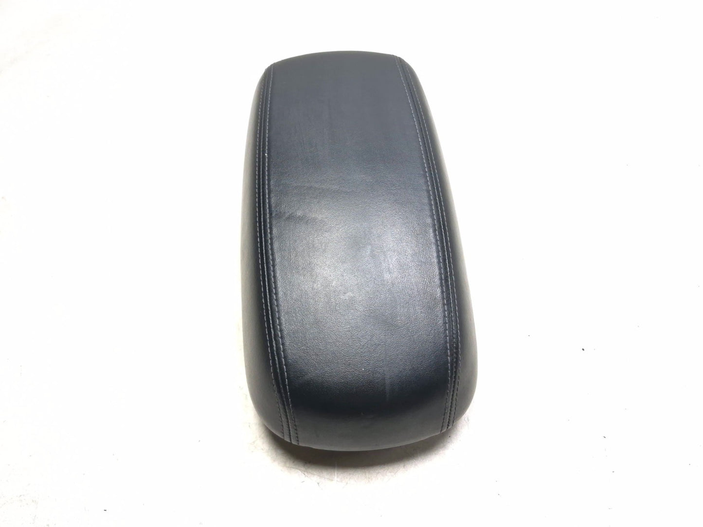 2010 Hyundai Tucson Center Console Armrest OEM