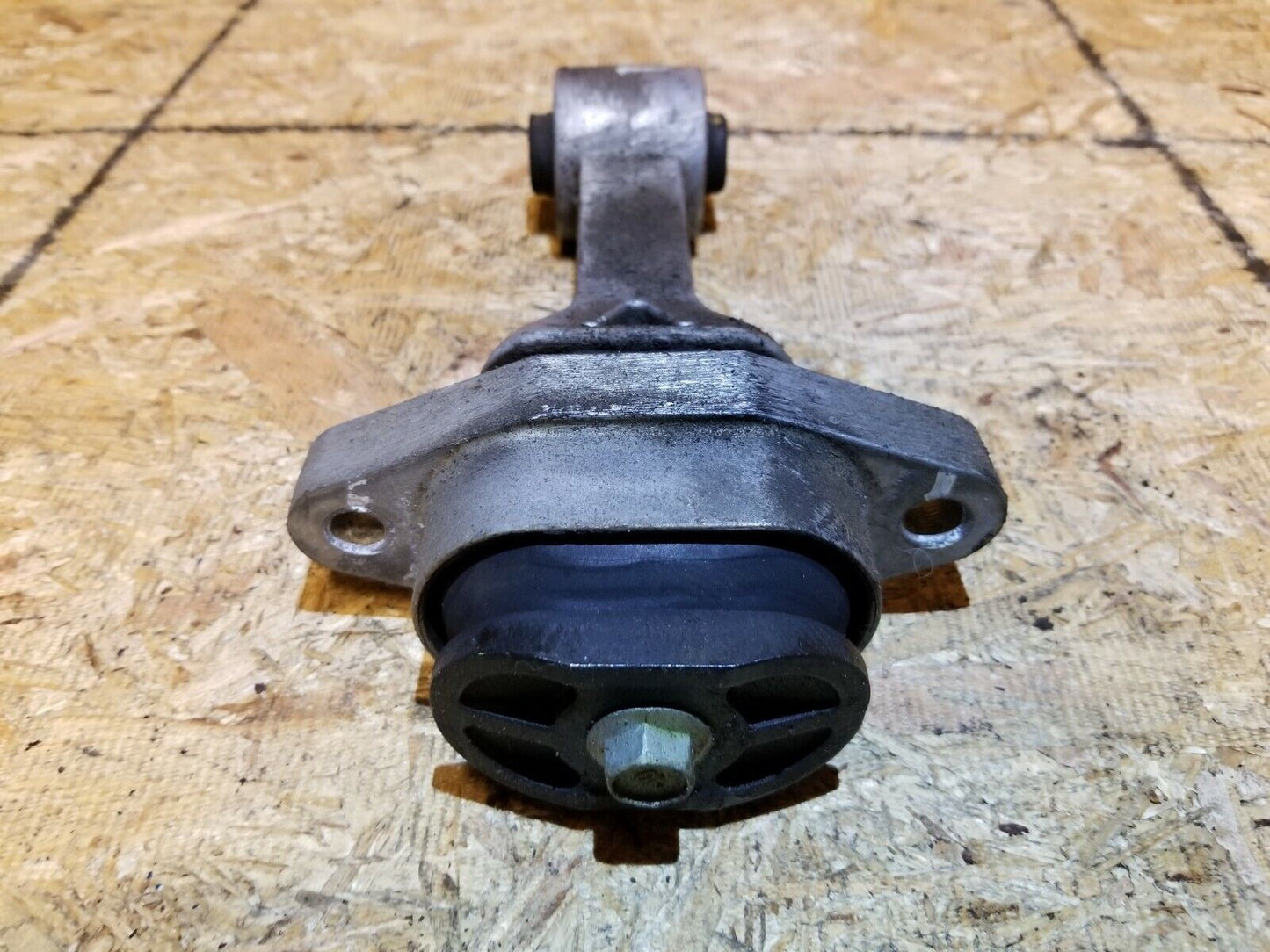 14 15 16 Kia Forte 2.0l Torque Strut Mount OEM 27k