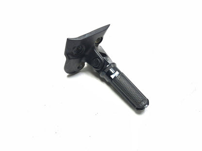 2024 Triumph Speed 400 Front Footrest W/cover Set OEM
