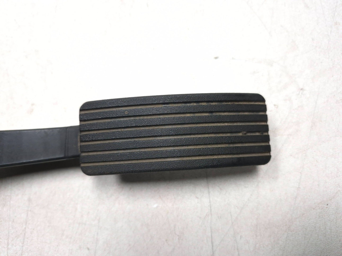 2010 Dodge Caliber Sxt Accelerator Gas Pedal 04891585ac OEM