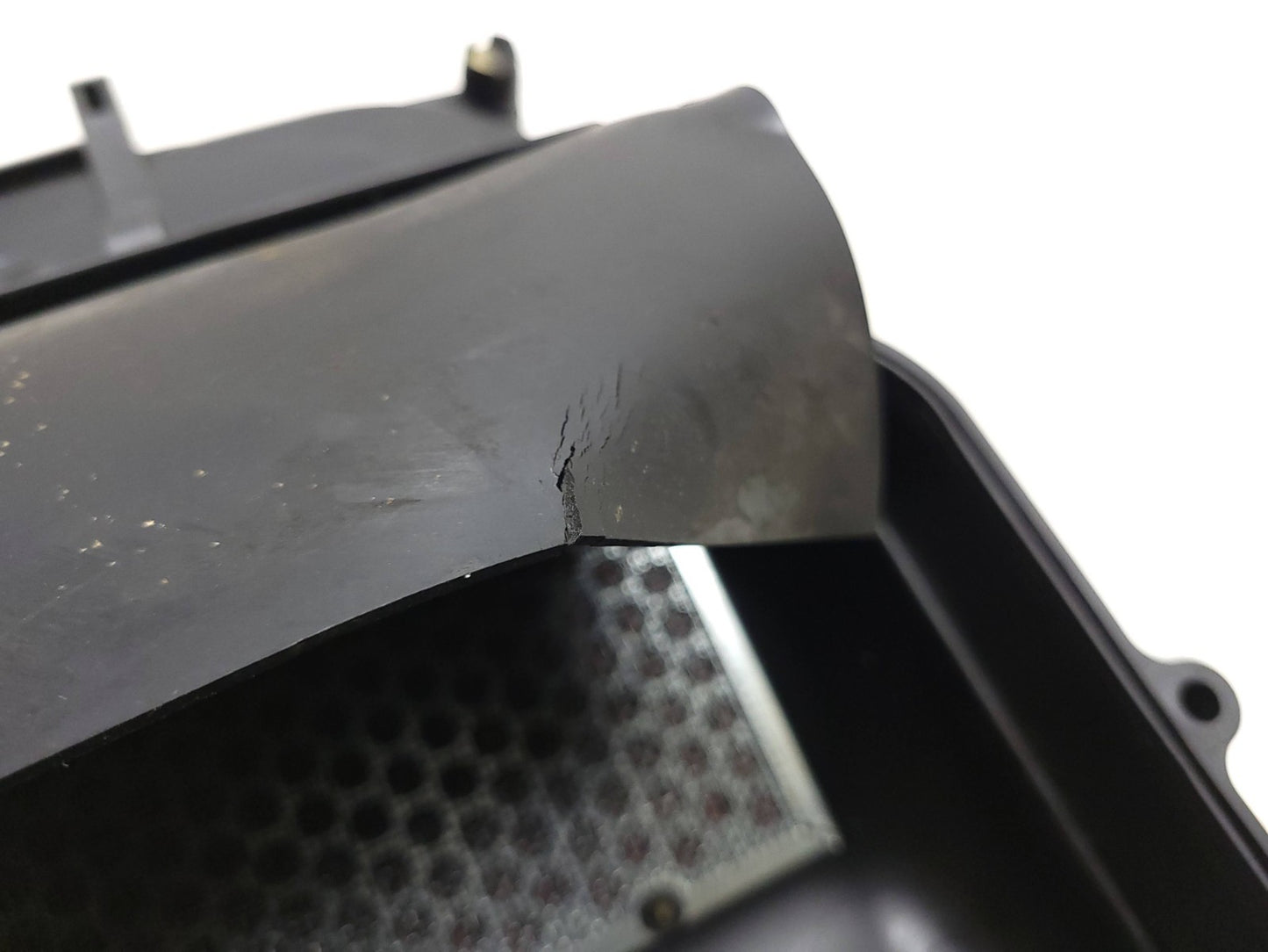 2002 Honda Magna Vf 750c Air Cleaner Box Assy & Air Cleaner  Base & Funnel OEM