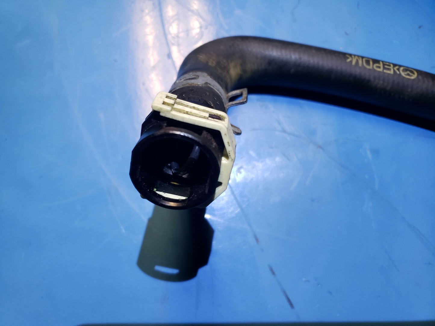 2012 Mazda 3 2.0l Engine Coolant Thermostat Housing OEM