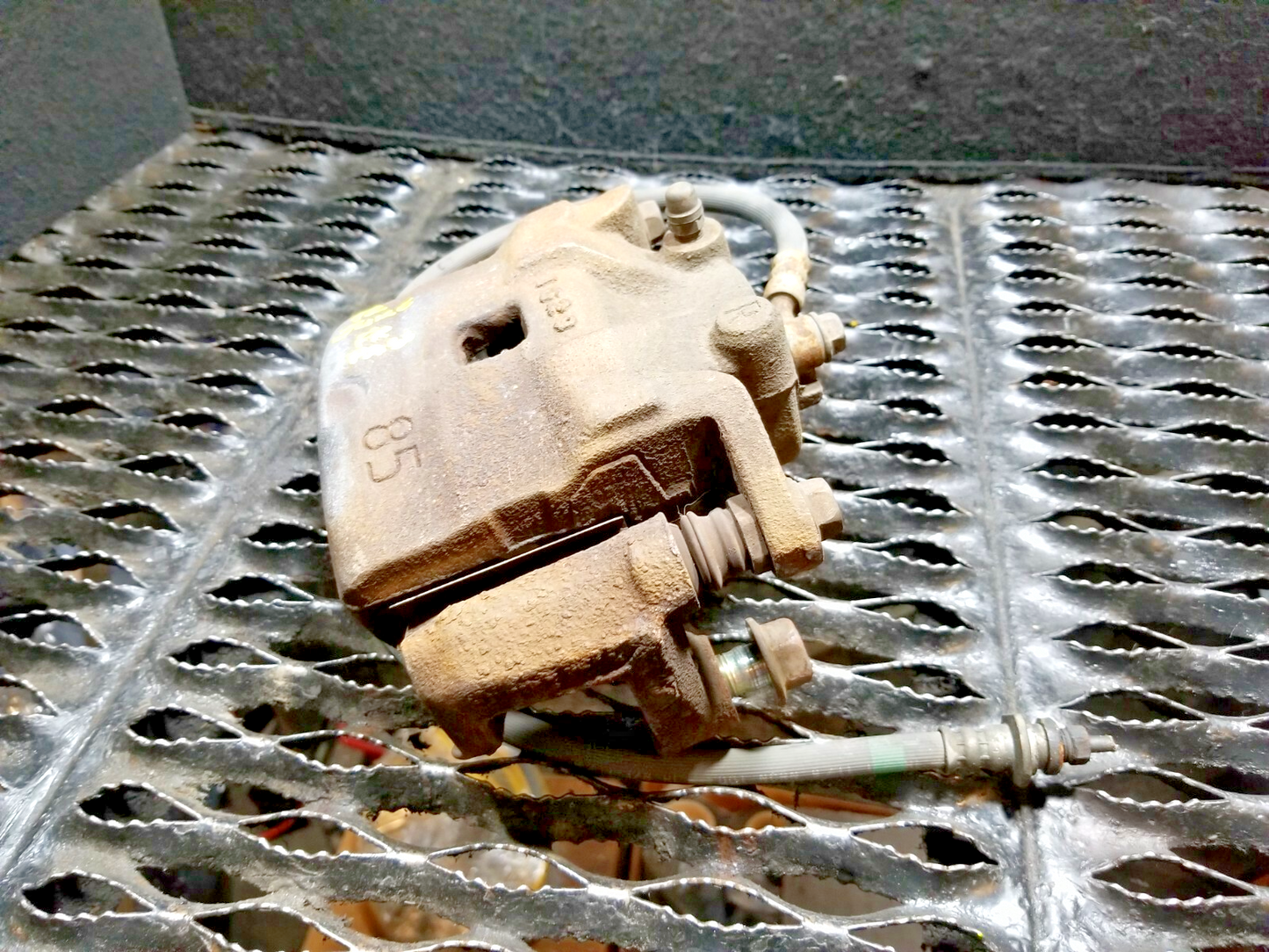 2012 Nissan Juke Front Passeenger Brake Caliper OEM