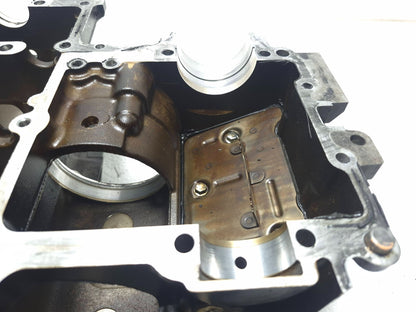 2005 Kawasaki Ninja Zx10r Upper Top Crankcase Engine Cylinder Block OEM