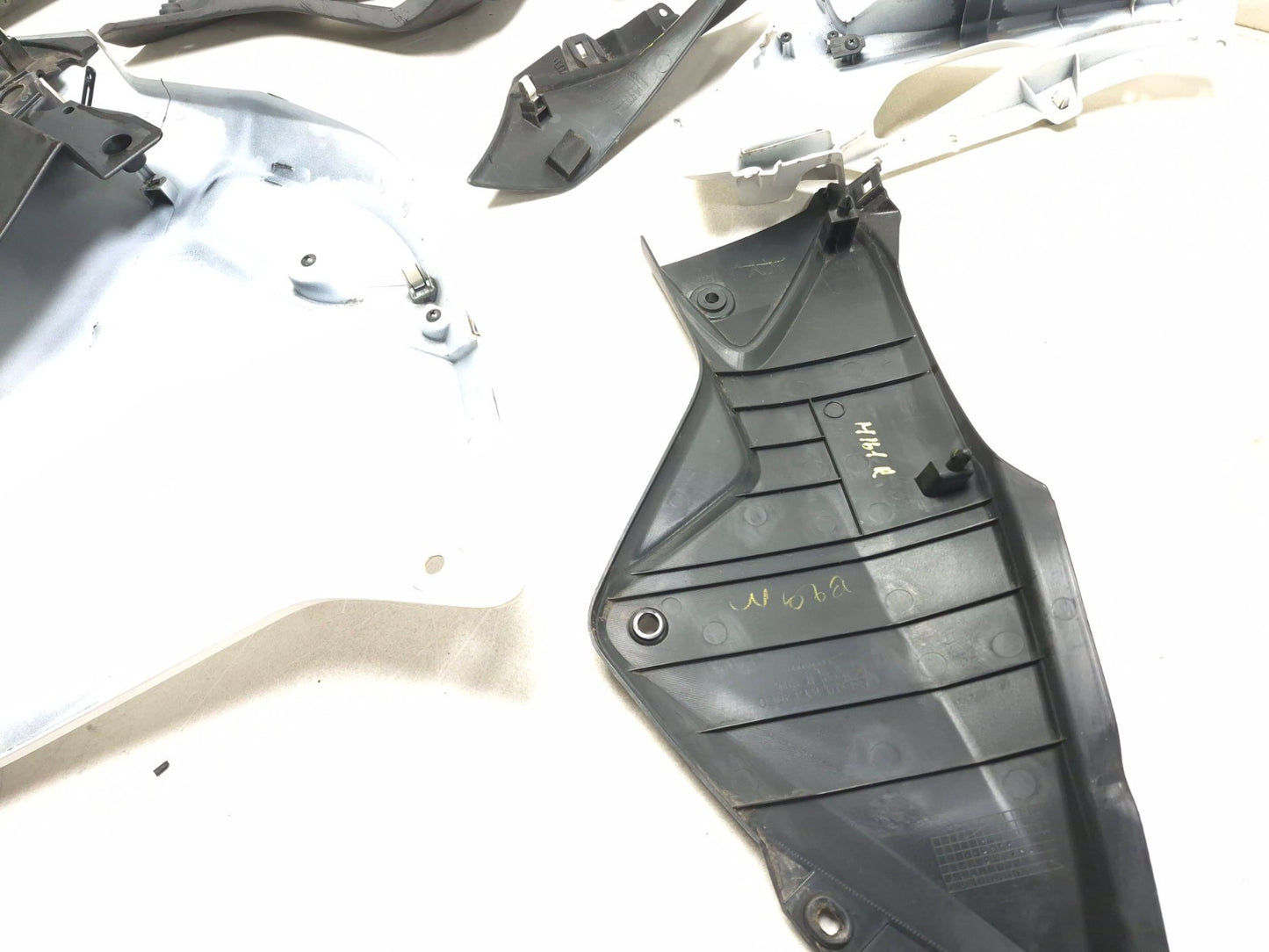 2013 Honda Cbr250 Right Side Fairing Cowl Panel 5psc OEM