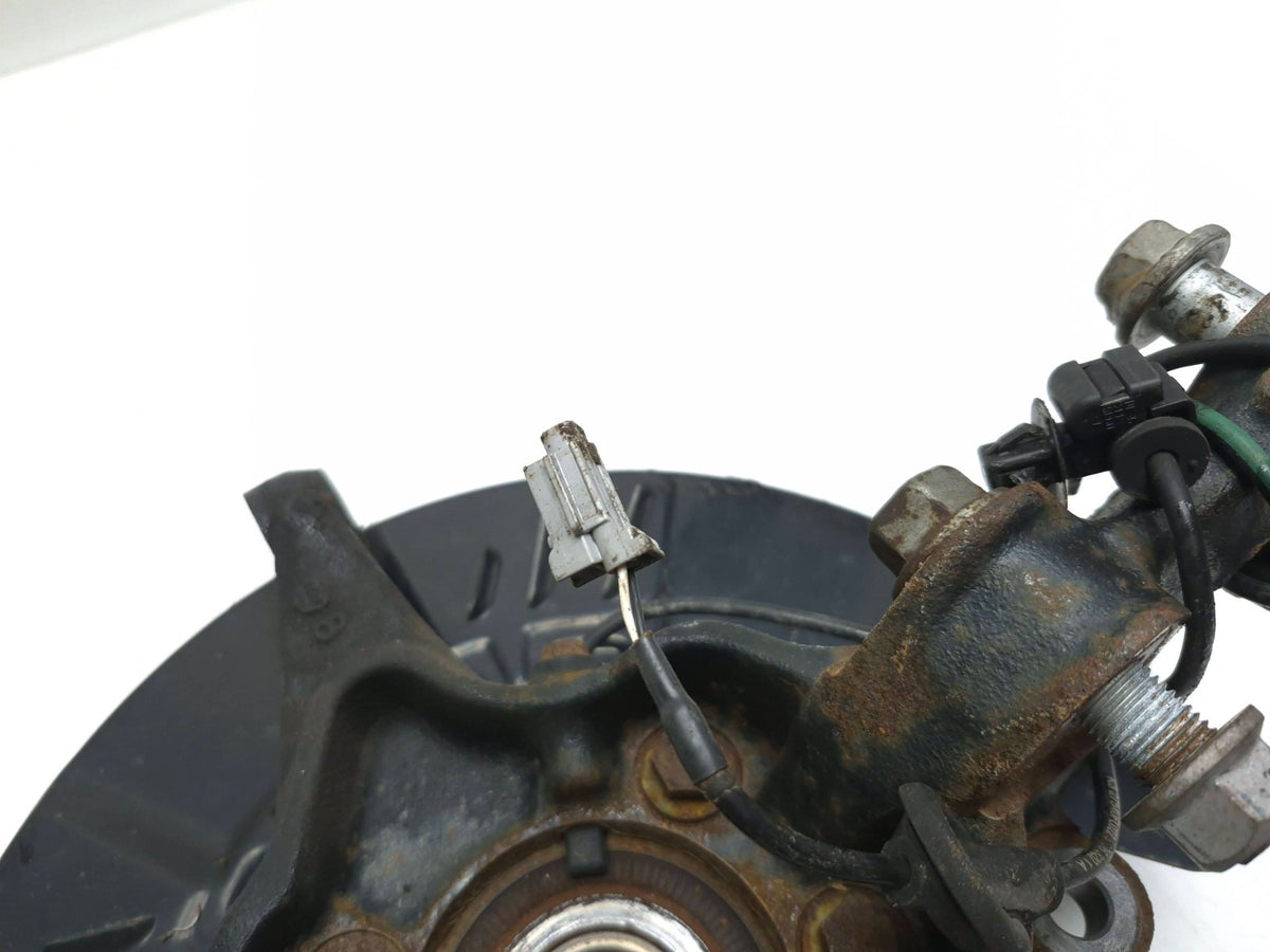 2022 Subaru Crosstrek Front Spindle Knuckle W/ Hub Right Passenger Side OEM