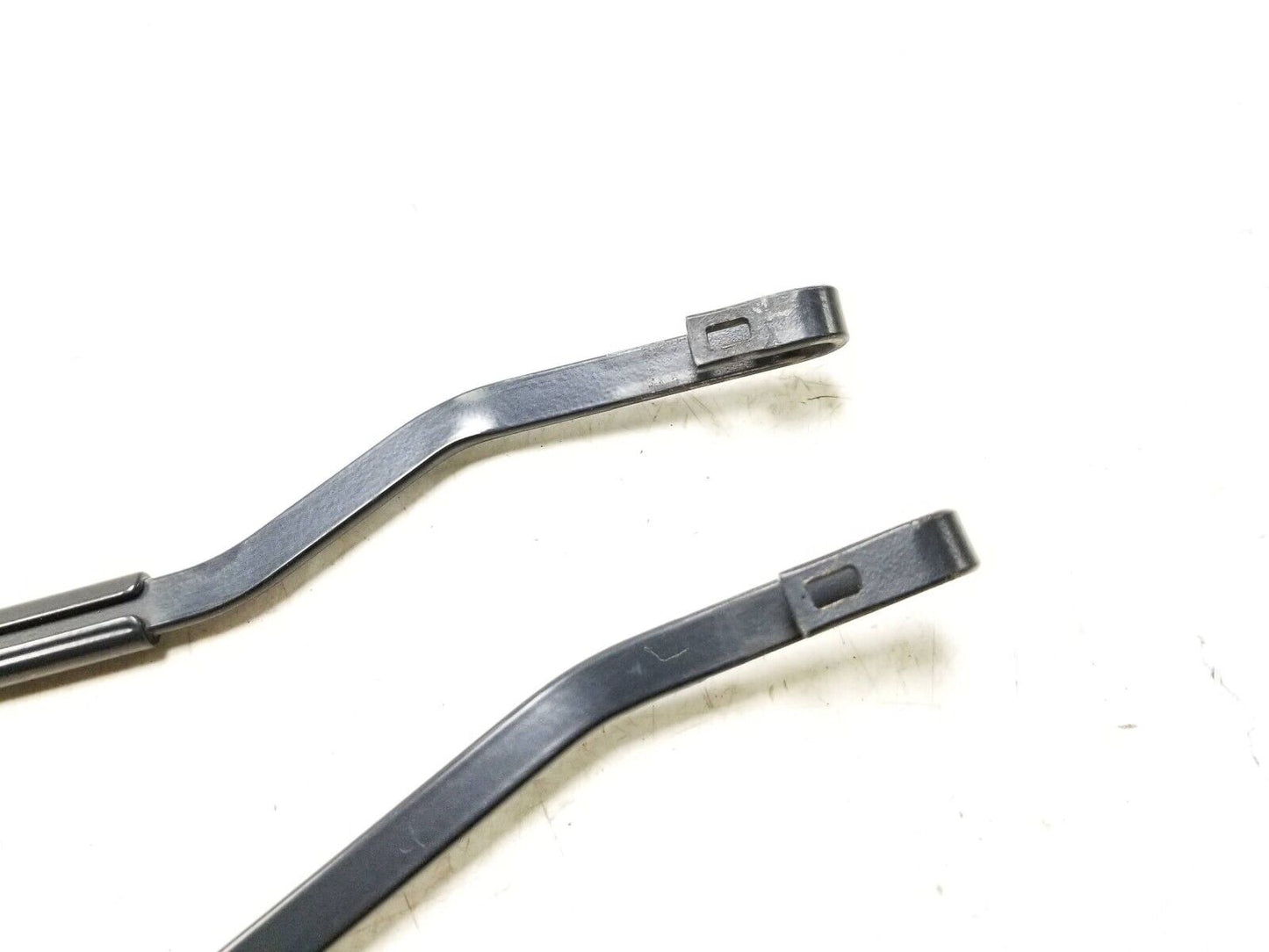 14-18 BMW X5 F15 Windshield Wiper Arm Pair OEM 89k Miles✅