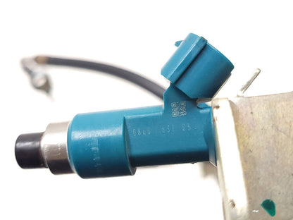 2004 - 2007 Honda Cbr1000rr Fuel Rail & Injectors W/ Hose OEM