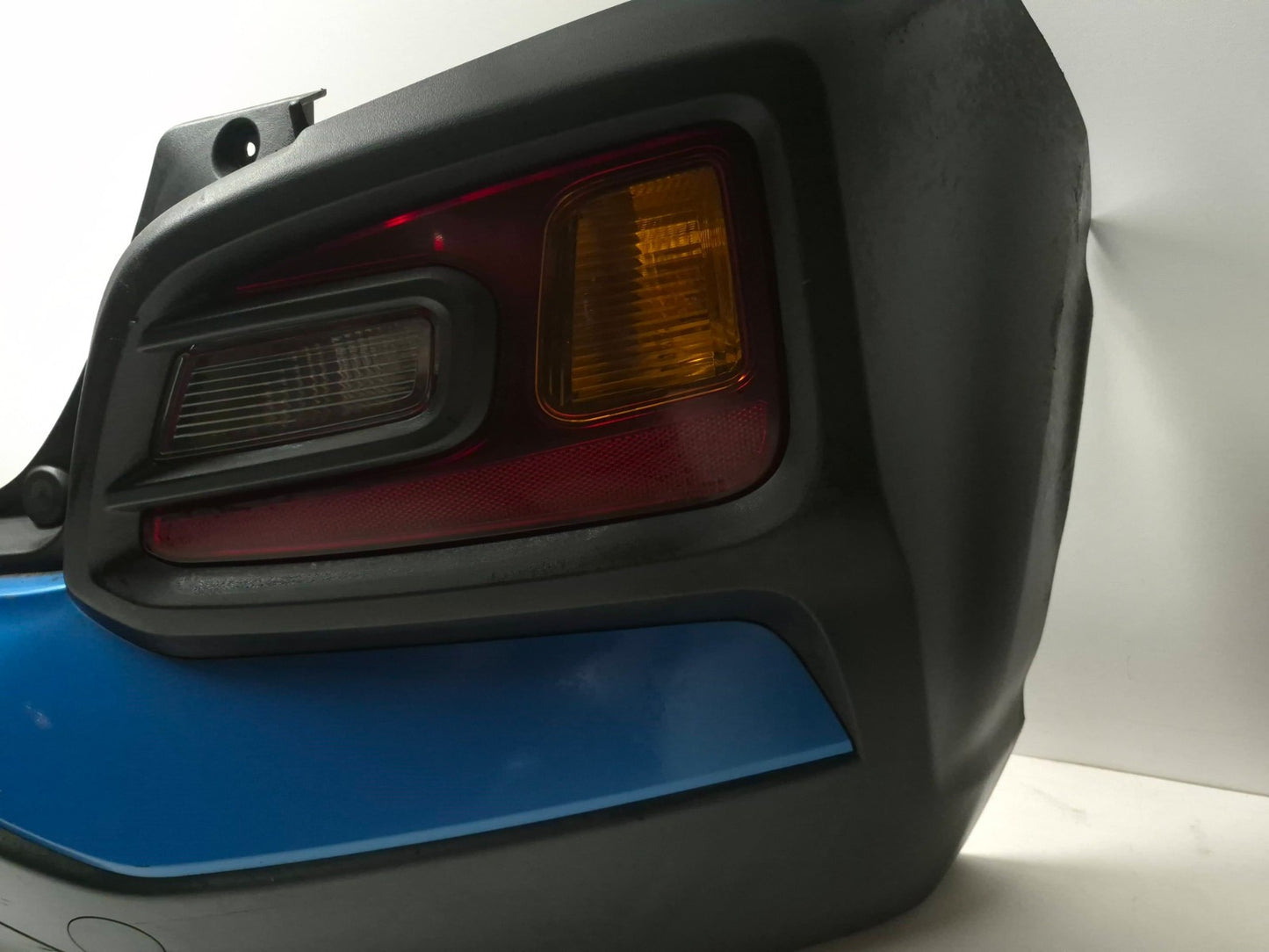 2019 Hyundai Kona Rear Bumper W/ Light OEM