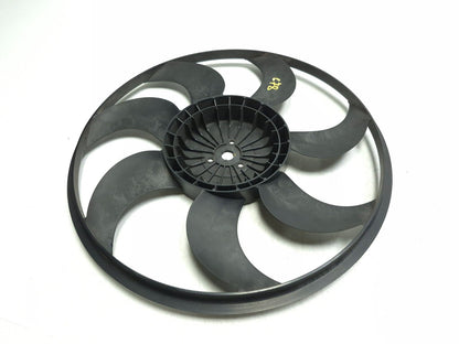 2012 Volvo C30 Radiator Cooling Fan Motor And Control Module OEM