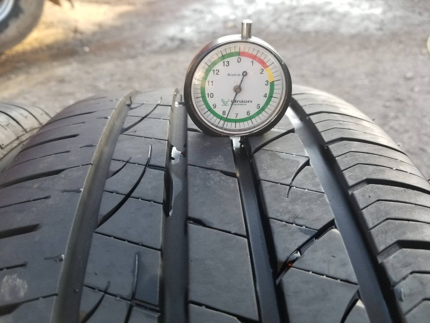 2015 Mercedes C300 W205 Amg Wheel Rim R18 W/ Tire 245/40zr18. Two Wheels OEM