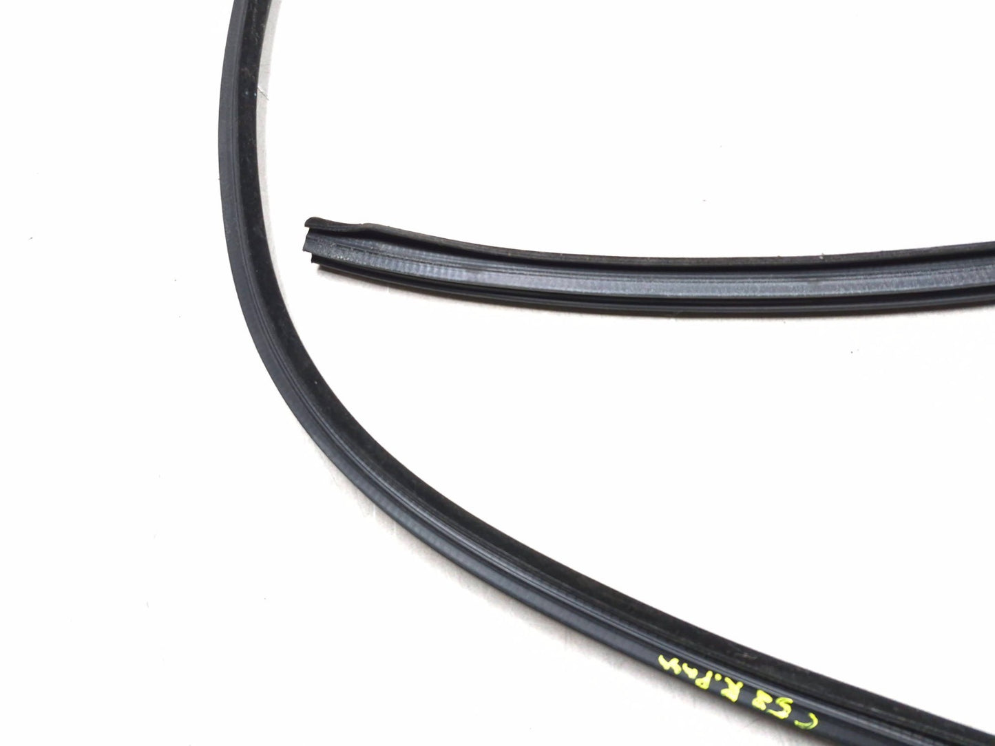 2018 Chrysler 300 Front Door Weatherstrip Seal Passenger Side Right OEM