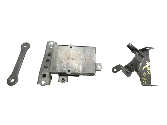 2005 Suzuki Boulevard С50 Electric Part Holder & Evap Canister Bracket 3 Pcs OEM