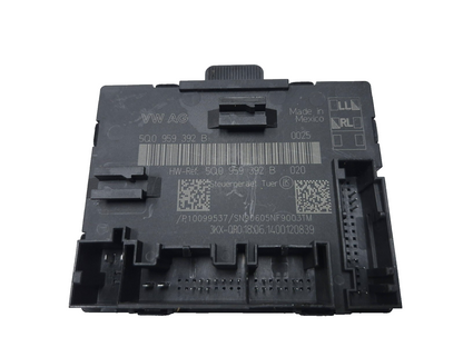 2015 Volkswagen Golf Front Door Control Module Passenger Side Right OEM