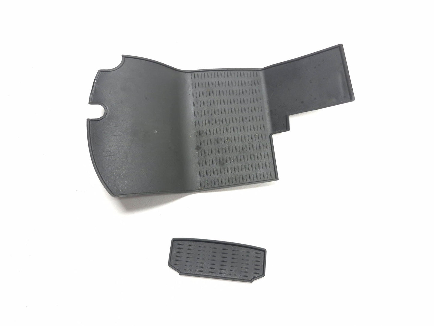2011 BMW 750li Rear Center Console Storage Rubber Mat Insert Oem✅