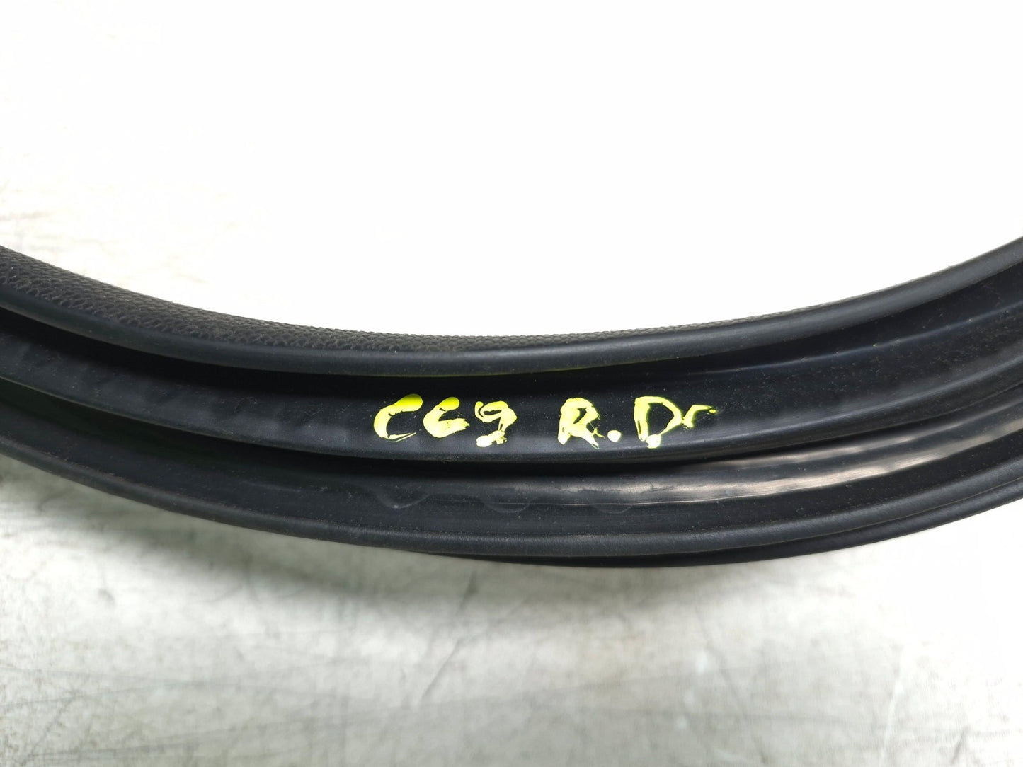 2013 Ford Focus Rear Door Weatherstrip Seal Left Driver Side 4 Pcs OEM