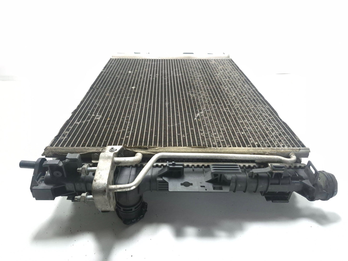 2016 Ford Transit Connect Coolant Radiator Condenser & Fan Shroud 2.5l OEM